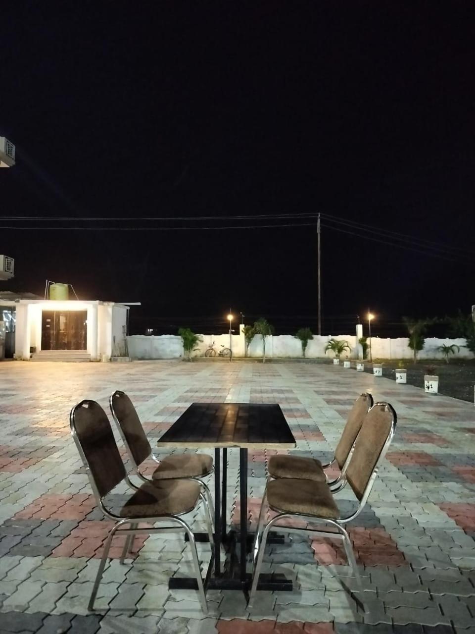 Mangalam Palace Seoni  Esterno foto